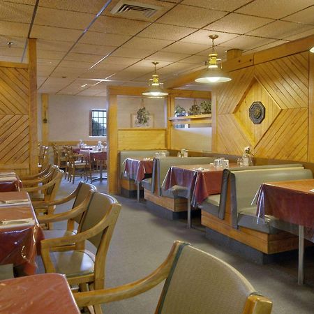 Howard Johnson By Wyndham Portage La Prairie Zewnętrze zdjęcie