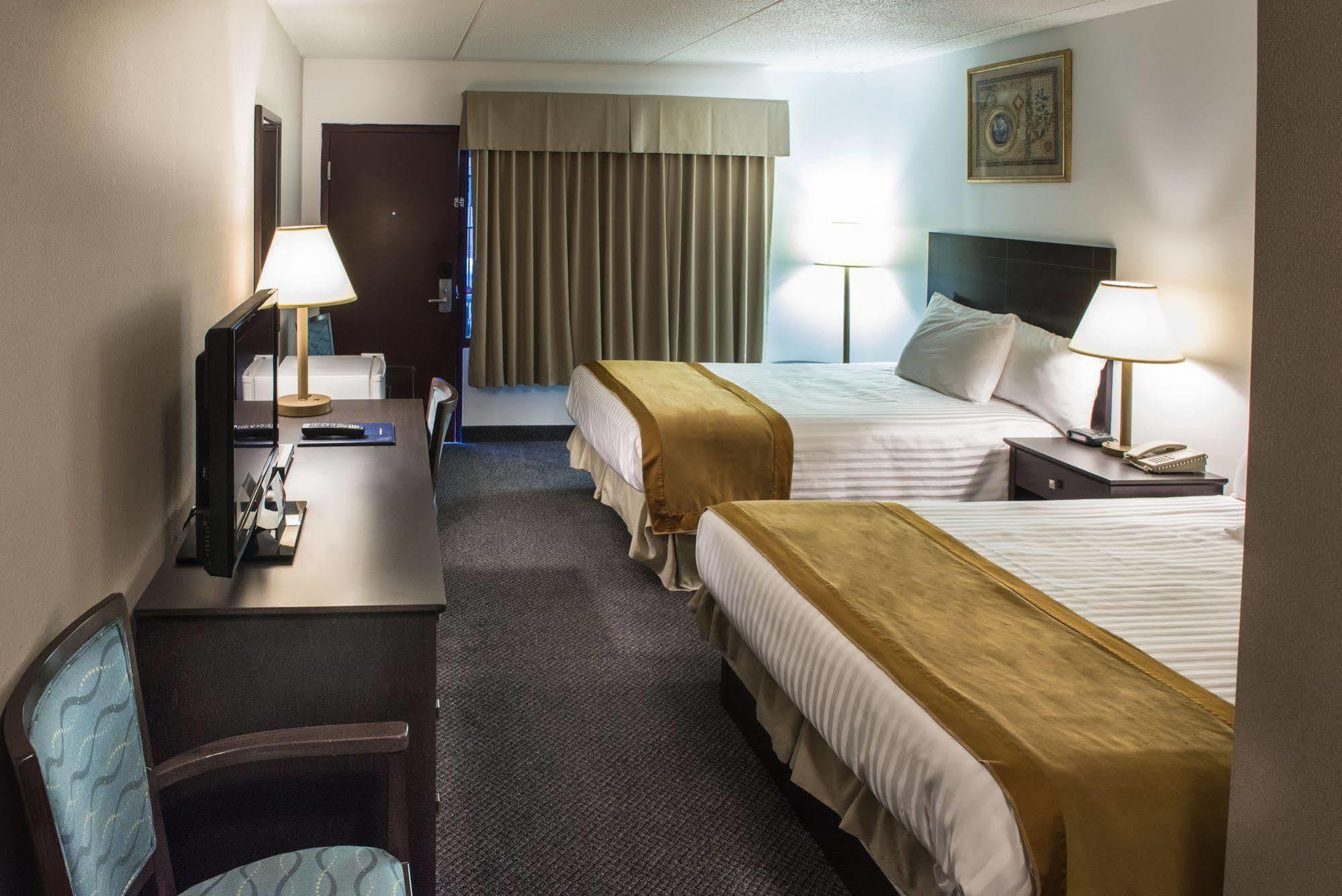 Howard Johnson By Wyndham Portage La Prairie Zewnętrze zdjęcie